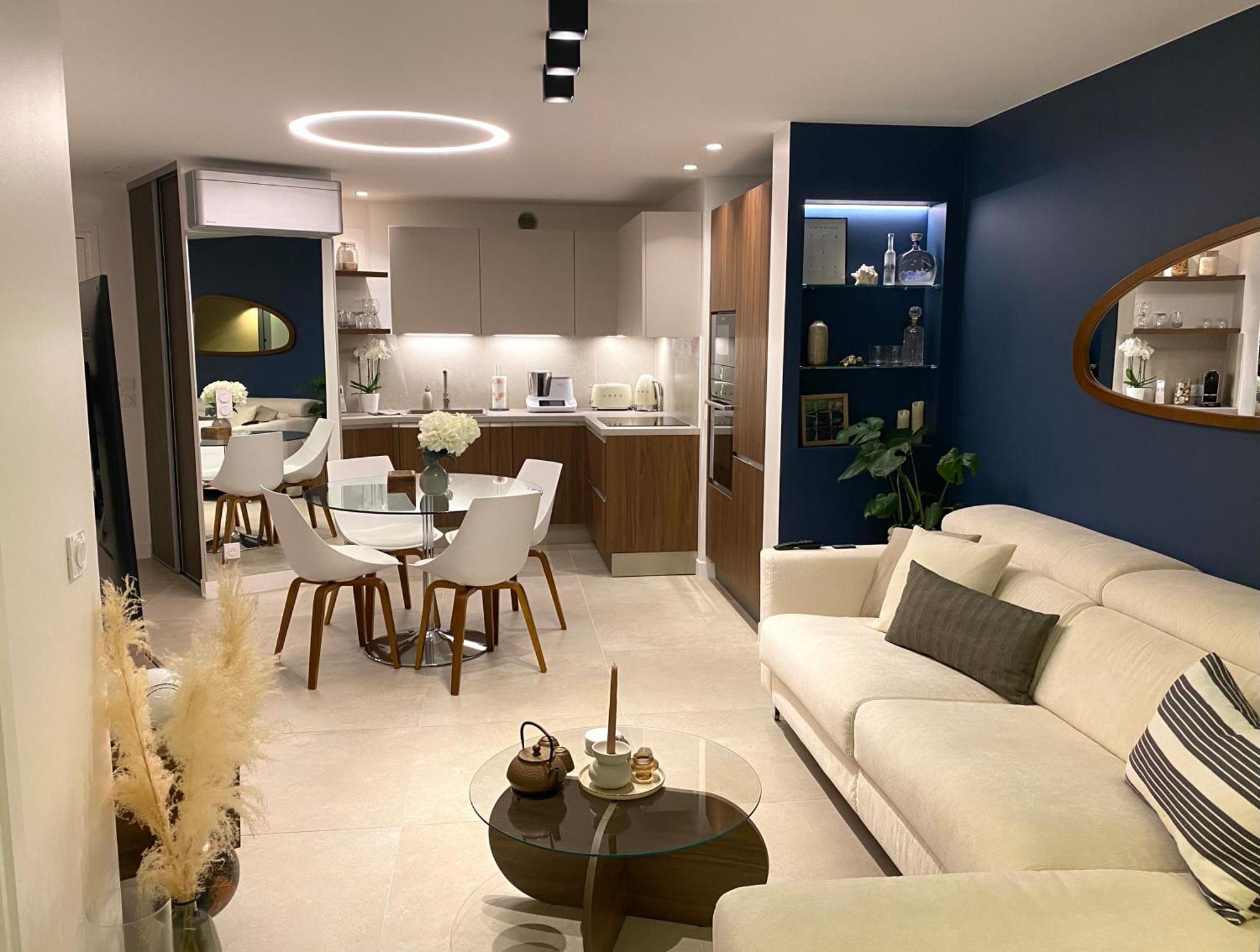 Appartement Luxe Vue Mer Et Collines Avec Piscine Mandelieu Exterior foto